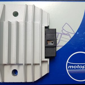 Yamaha fazer 600 feszültség szabályzó 02405-0P